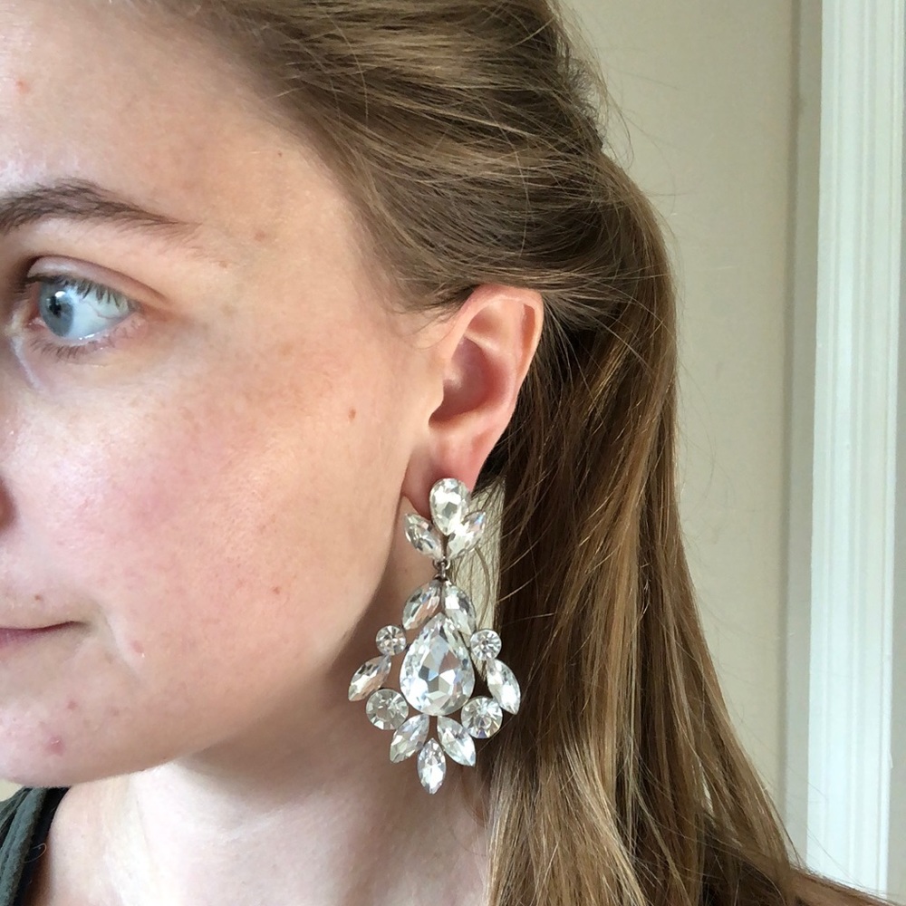 Beautiful Prom/Pageant Earrings - Picture 3 of 3